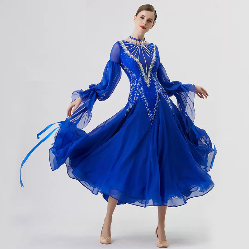 YUN CustomisableWomen's Long Sleeve Round Neck Diamonds Waltz Modern