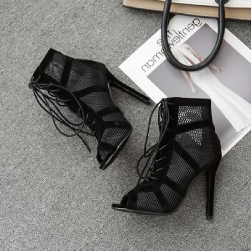 DS Women's Silver Pointed Toe Customized Heel Closed Toe Dance Shoes